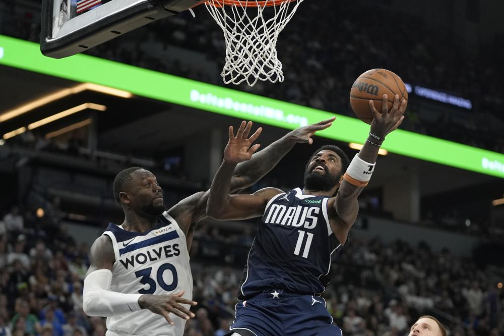 在了聚光灯 在了聚光灯