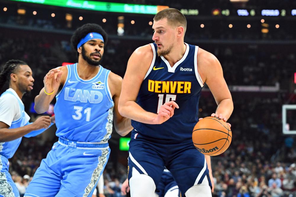 尼亚未归队 尼亚未归队