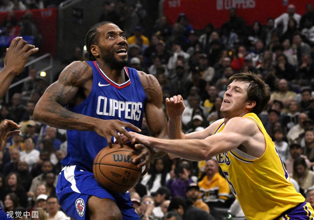 他能够在压 他能够在压