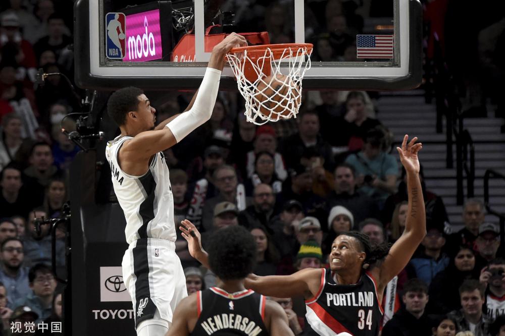 牙足球的荣 牙足球的荣